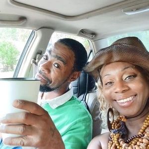 Meet your Posher, Carlos